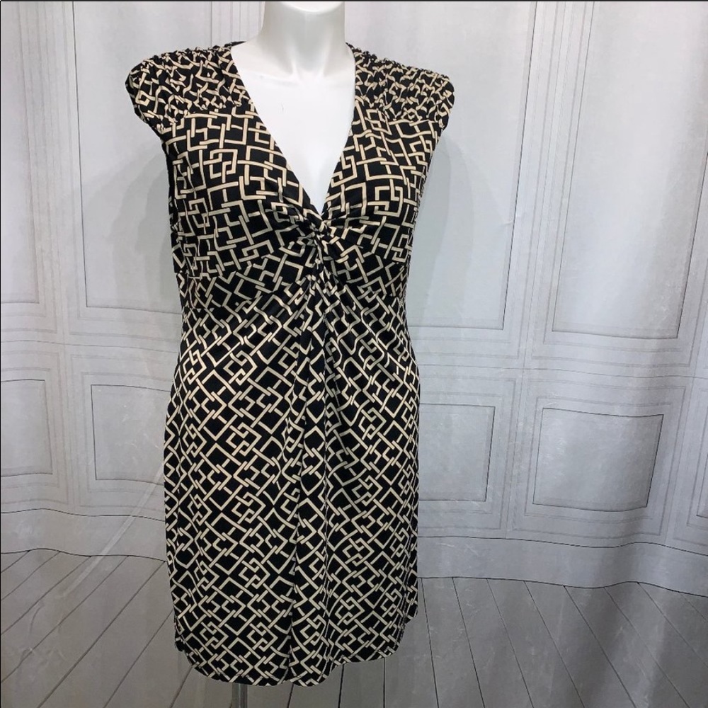Kiara black tan/cream geometric print dress